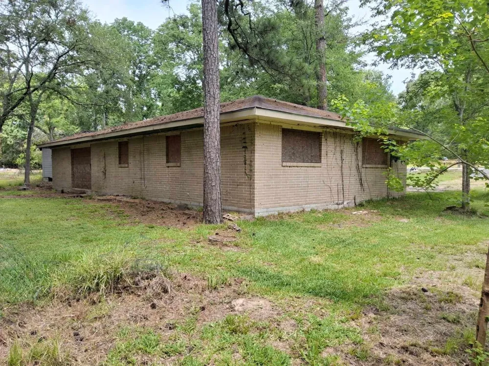 911 Shore Shadow Drive Houston, TX 77336