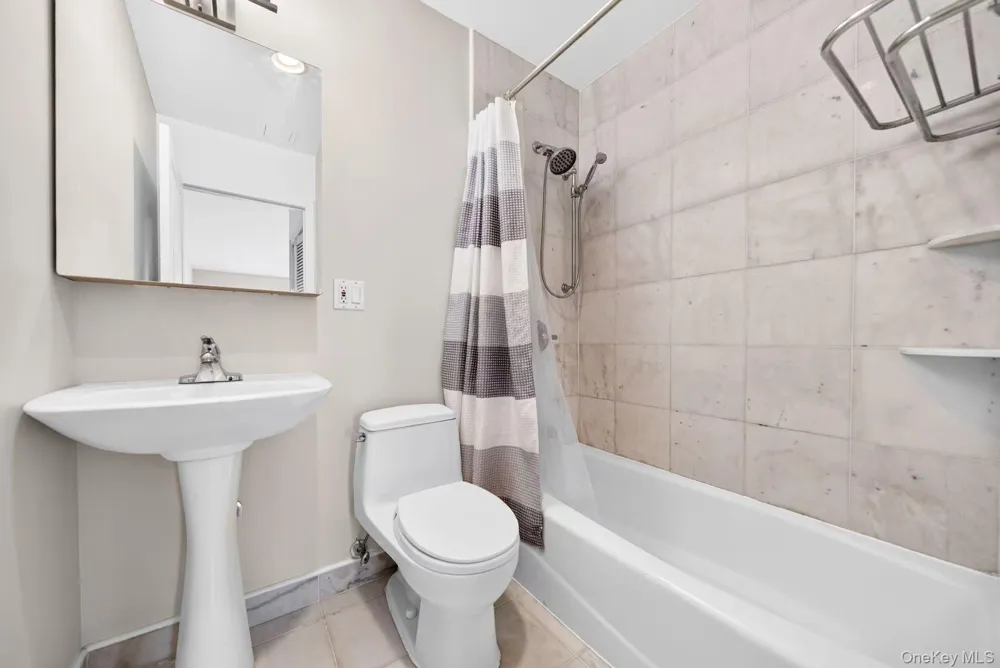 146-14 35th Avenue #7A Flushing, NY 11354