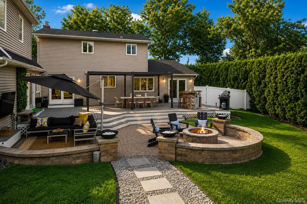 164 Cedrus Avenue East Northport, NY 11731