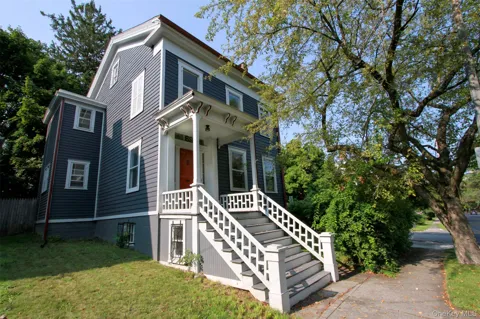69 Montgomery Street