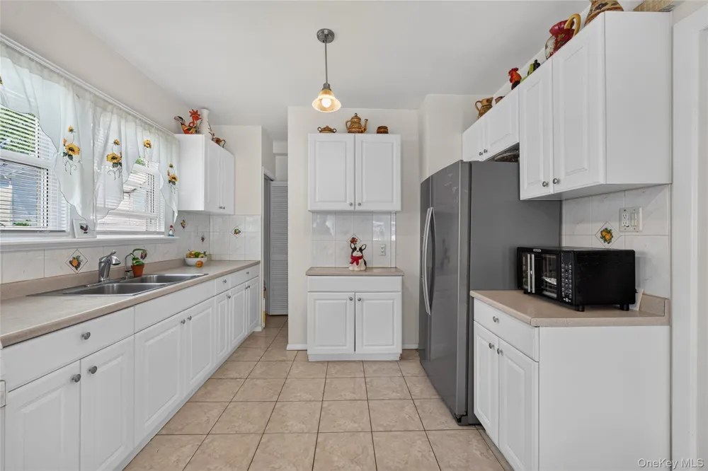 22118 110th Avenue Queens Village, NY 11429