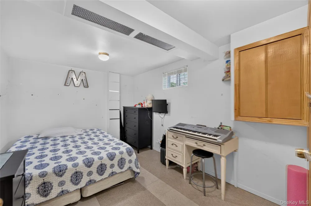 22118 110th Avenue Queens Village, NY 11429