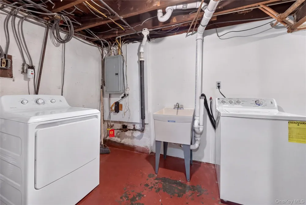 22118 110th Avenue Queens Village, NY 11429