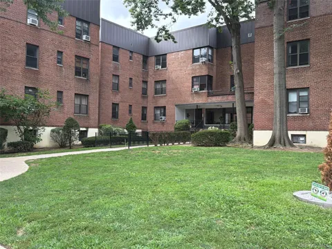 21 Schenck Avenue #2AC
