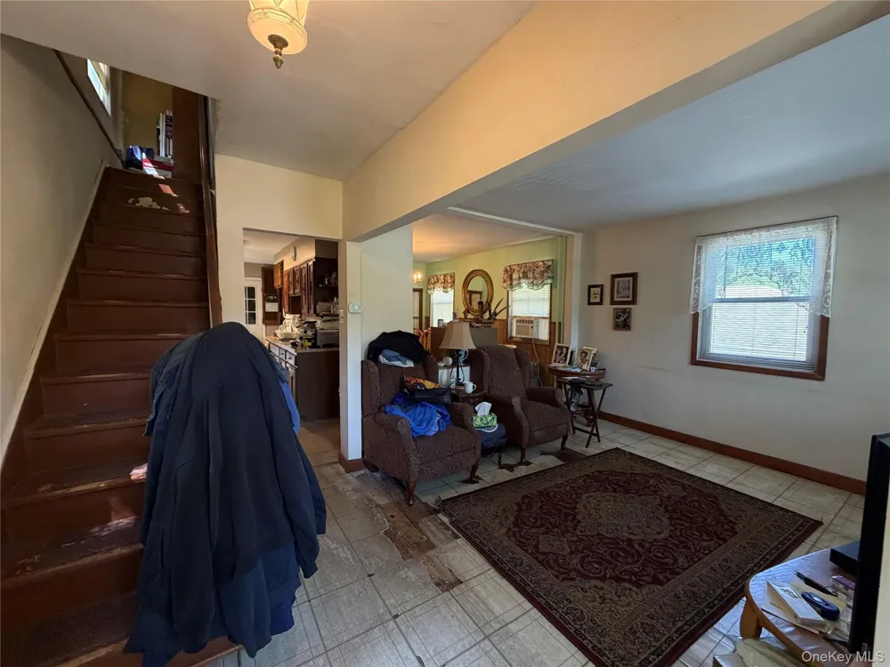 164 S Evergreen Drive Selden, NY 11784