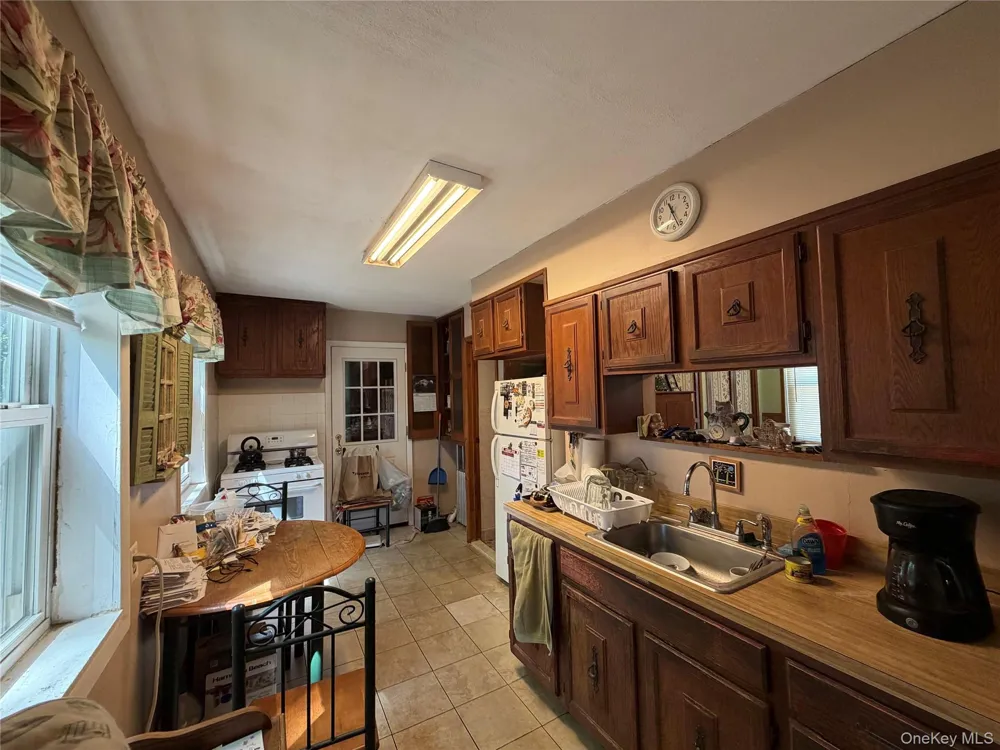 164 S Evergreen Drive Selden, NY 11784