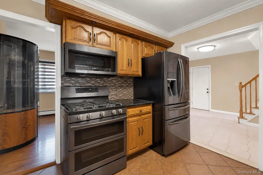 164 Bark Avenue Central Islip, NY 11722