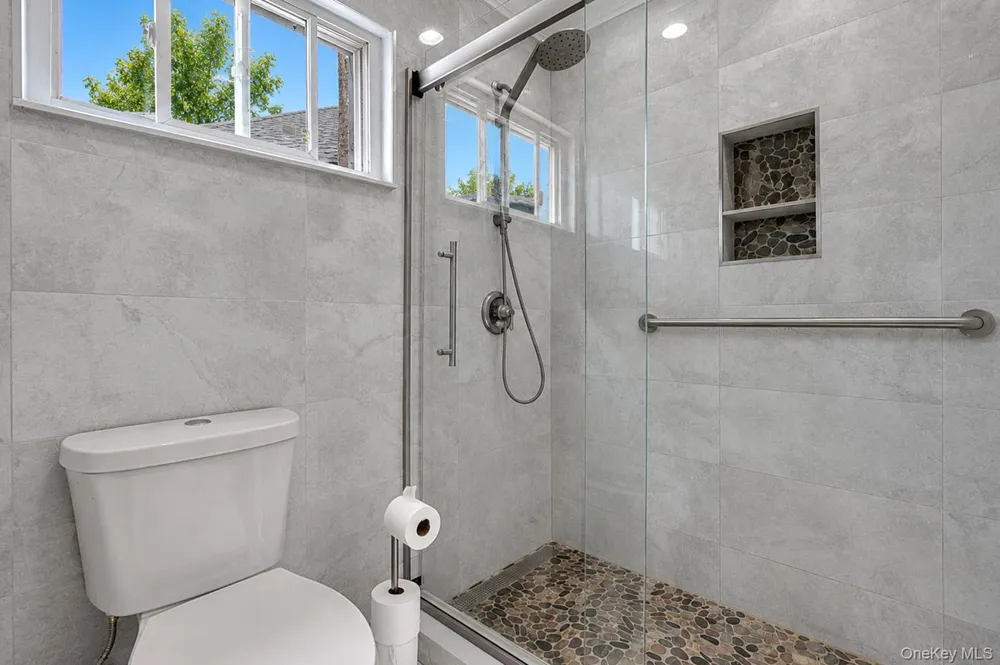164 Bark Avenue Central Islip, NY 11722
