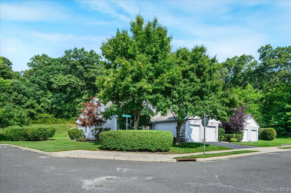 204 Mattituck Court Melville, NY 11747