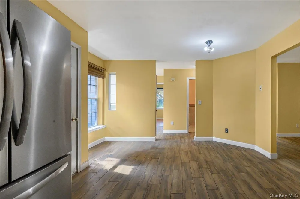 204 Mattituck Court Melville, NY 11747