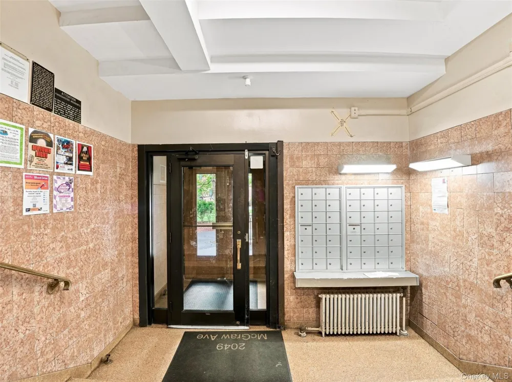 2049 McGraw Avenue #4F Bronx, NY 10462