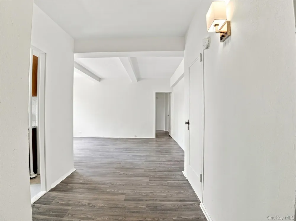 2049 McGraw Avenue #4F Bronx, NY 10462