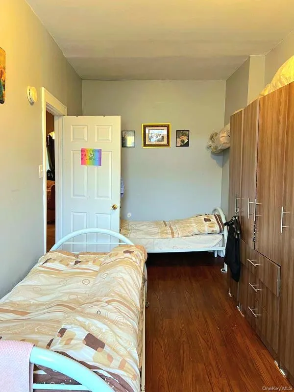 85 Louisa Street #1 Brooklyn, NY 11218