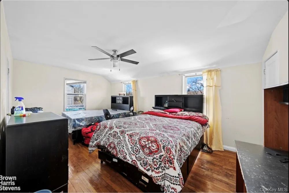 96 Nassau Street Elmont, NY 11003