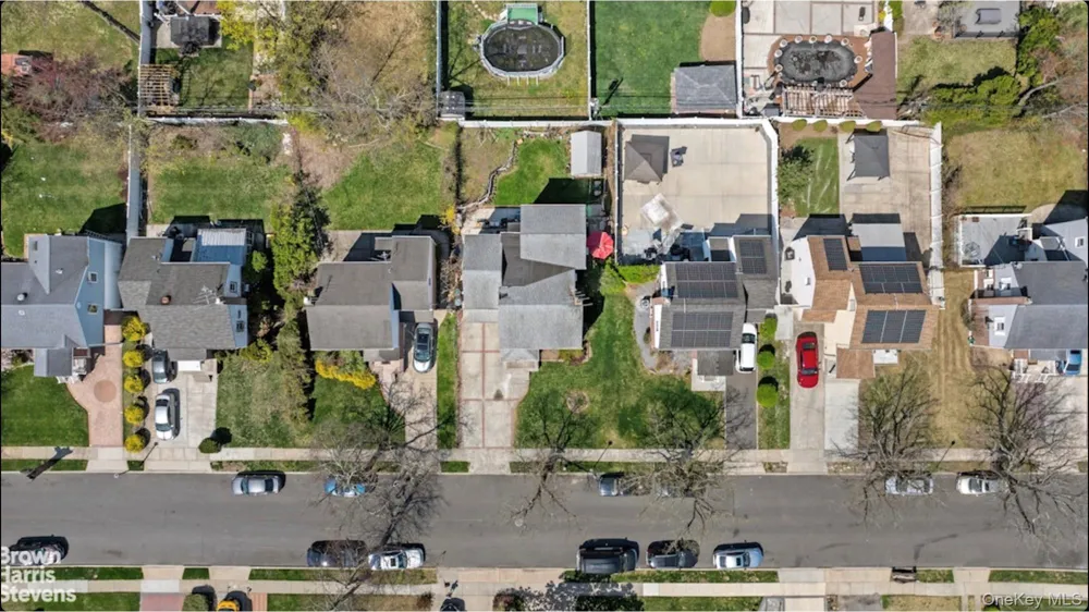 96 Nassau Street Elmont, NY 11003