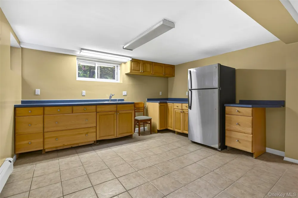 22 Penn Drive Dix Hills, NY 11746