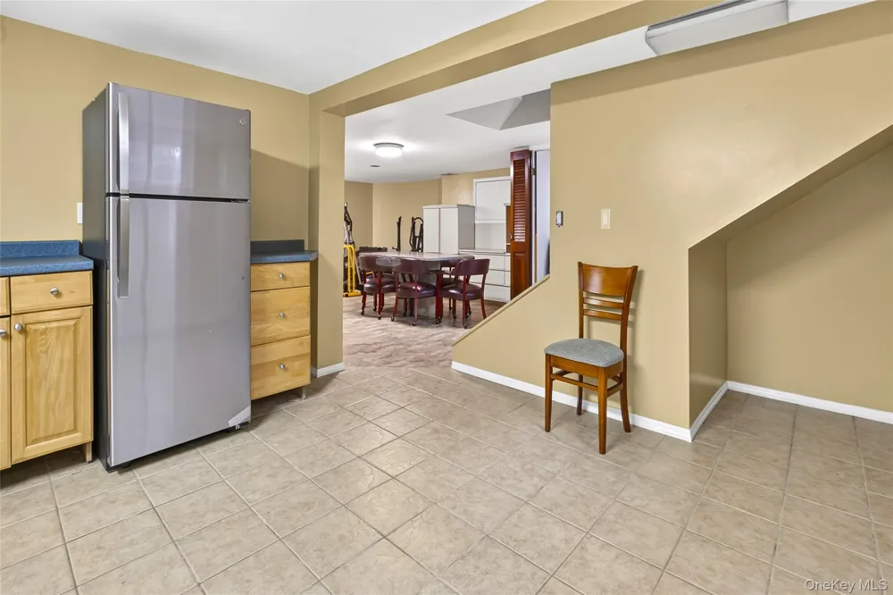 22 Penn Drive Dix Hills, NY 11746