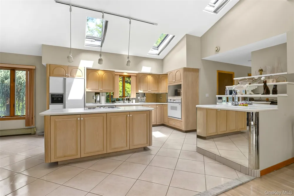 22 Penn Drive Dix Hills, NY 11746