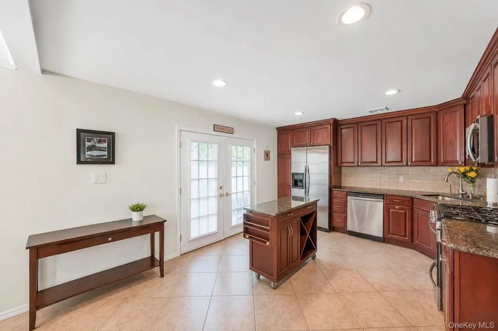 1 Lowell Road Sayville, NY 11782