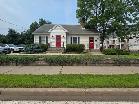 115 Main Street #2