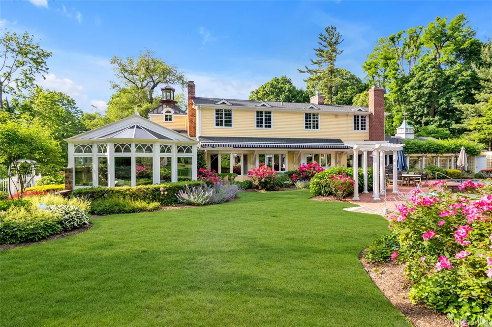 58 Cornwells Beach Road Sands Point, NY 11050