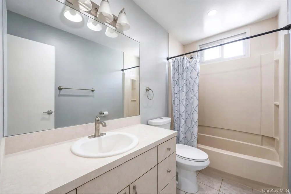 104 Utica Street Bay Shore, NY 11706