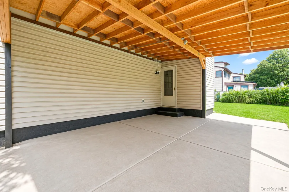 104 Utica Street Bay Shore, NY 11706