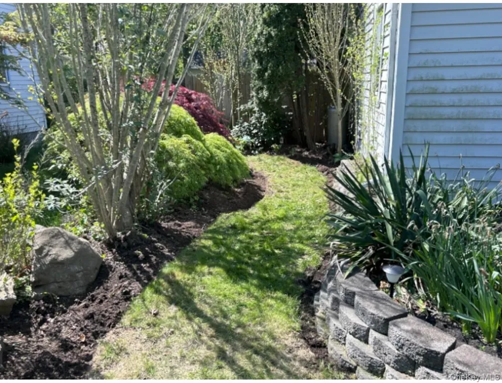 278 W Elm Road Mastic Beach, NY 11951