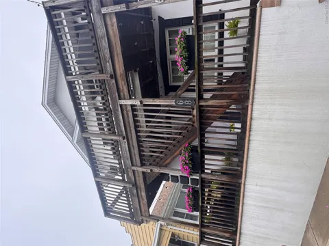 68 Brookline Avenue #main floor