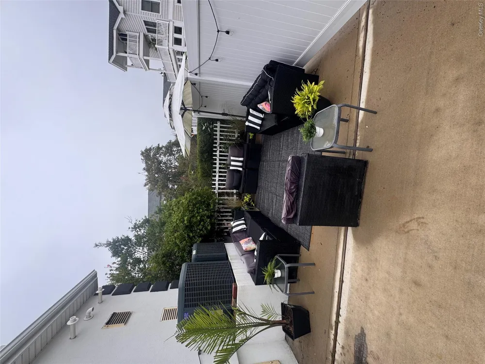 68 Brookline Avenue #main floor East Atlantic Beach, NY 11561