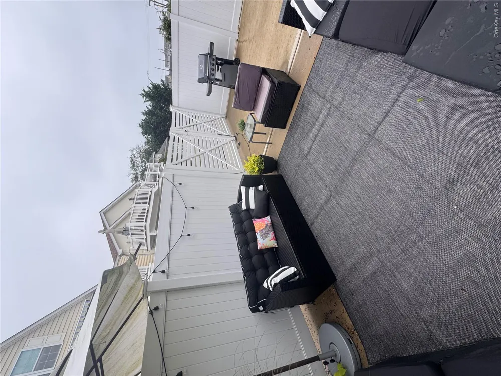 68 Brookline Avenue #main floor East Atlantic Beach, NY 11561