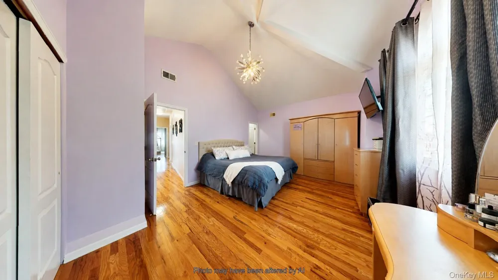810 Nugent Avenue Staten Island, NY 10306