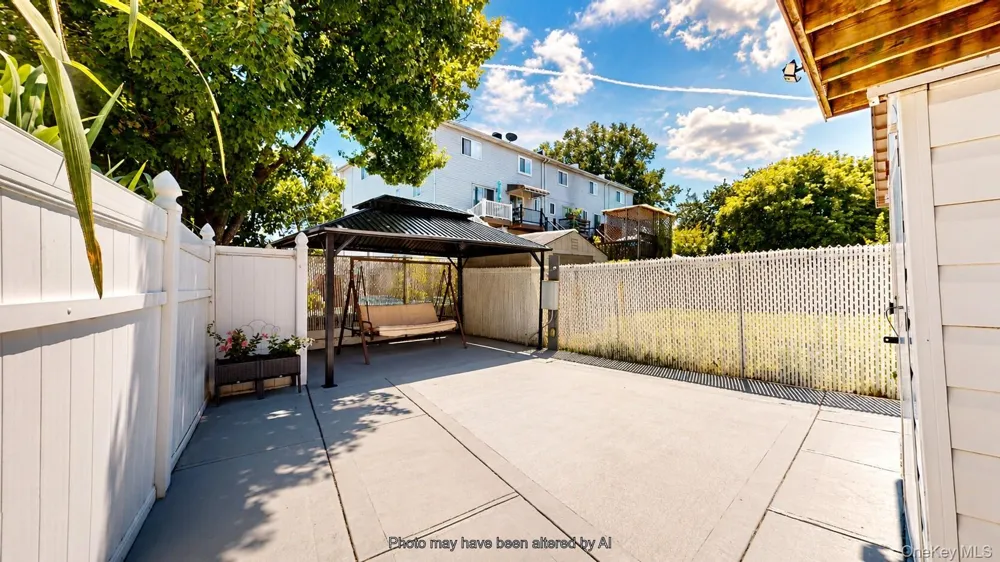 810 Nugent Avenue Staten Island, NY 10306