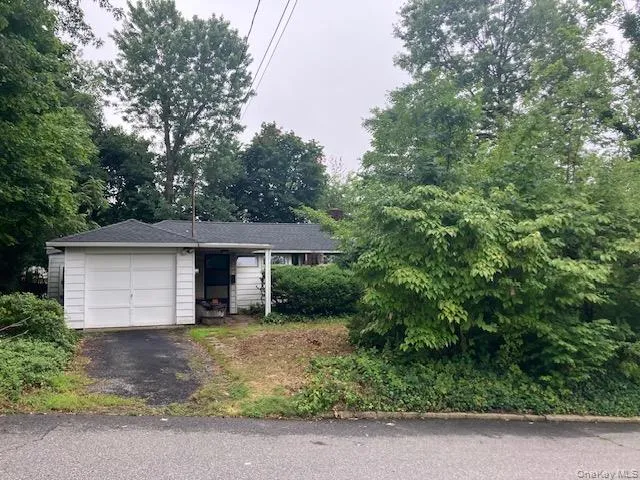 35 Washington Avenue Glen Head, NY 11545