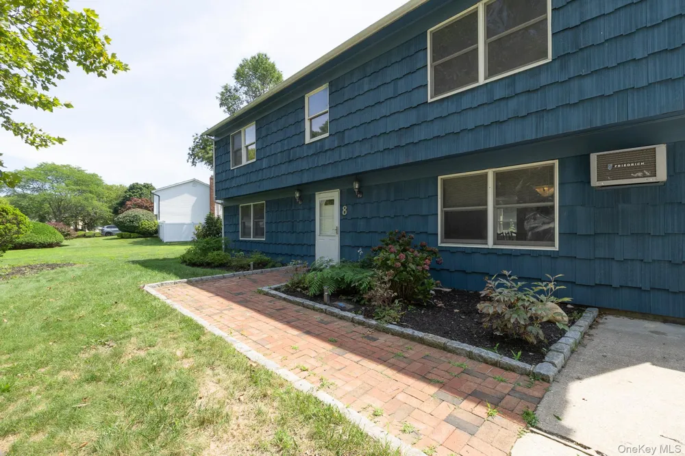 8 Long Meadow Place South Setauket, NY 11720