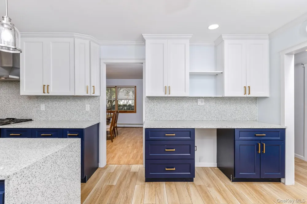 8 Long Meadow Place South Setauket, NY 11720
