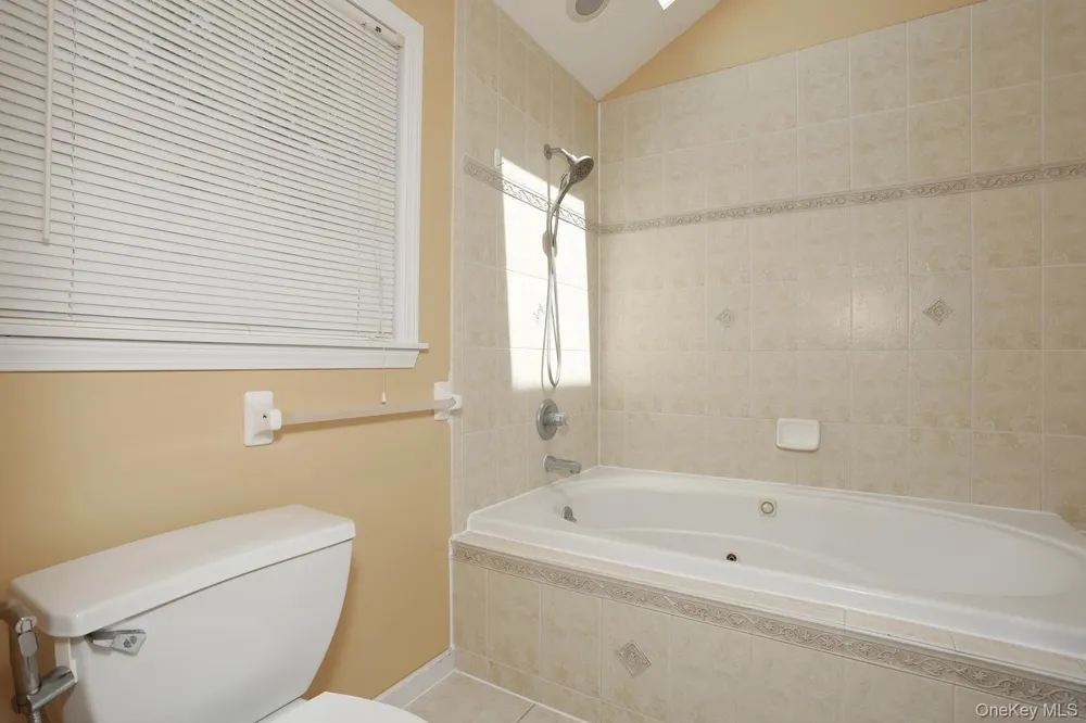 4 Woolf Road Pomona, NY 10980