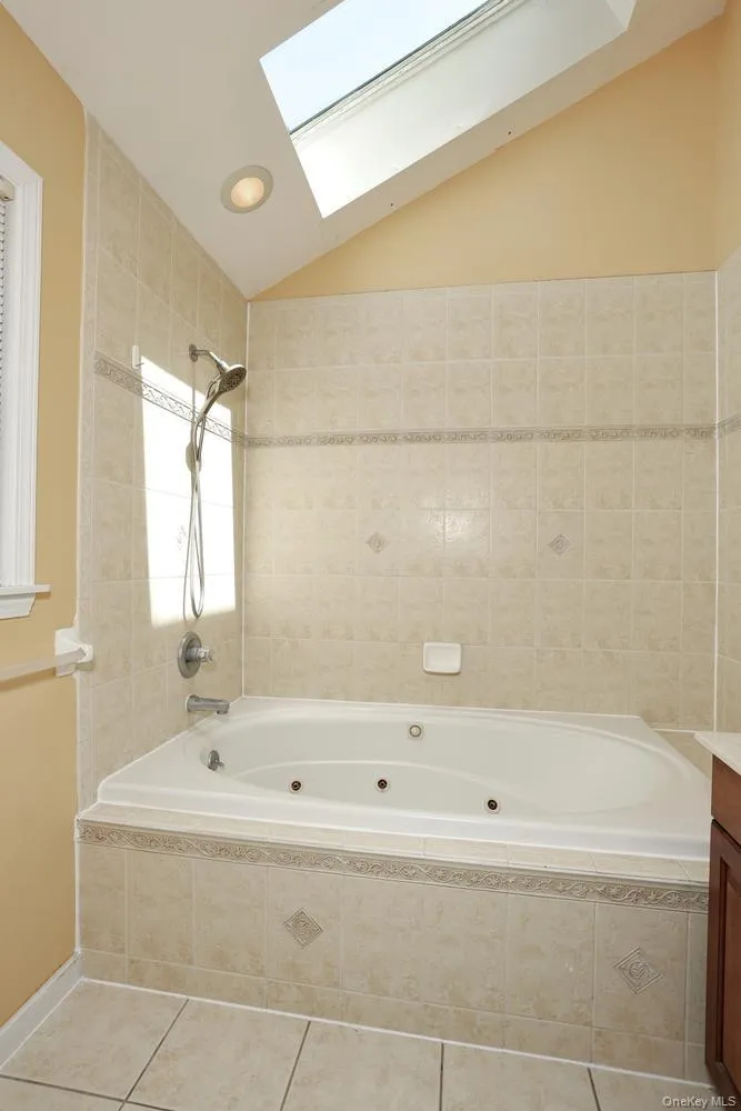 4 Woolf Road Pomona, NY 10980