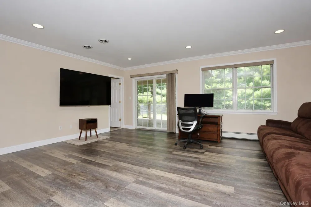 4 Woolf Road Pomona, NY 10980