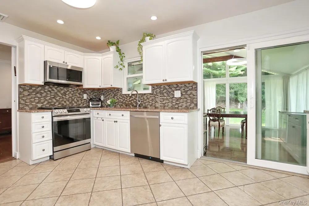 1 Potter Lane Suffern, NY 10901