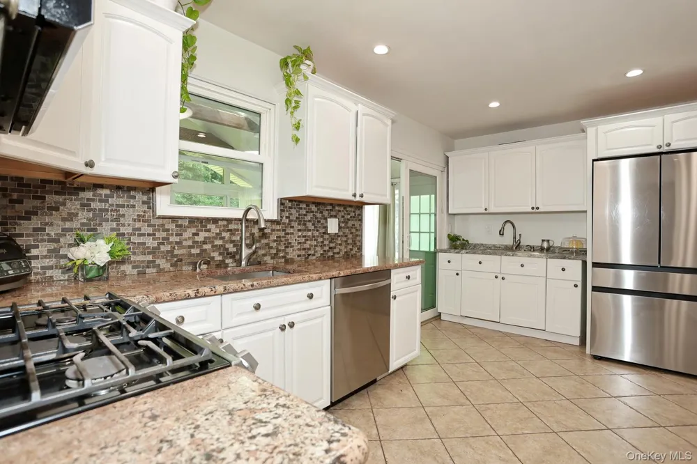 1 Potter Lane Suffern, NY 10901