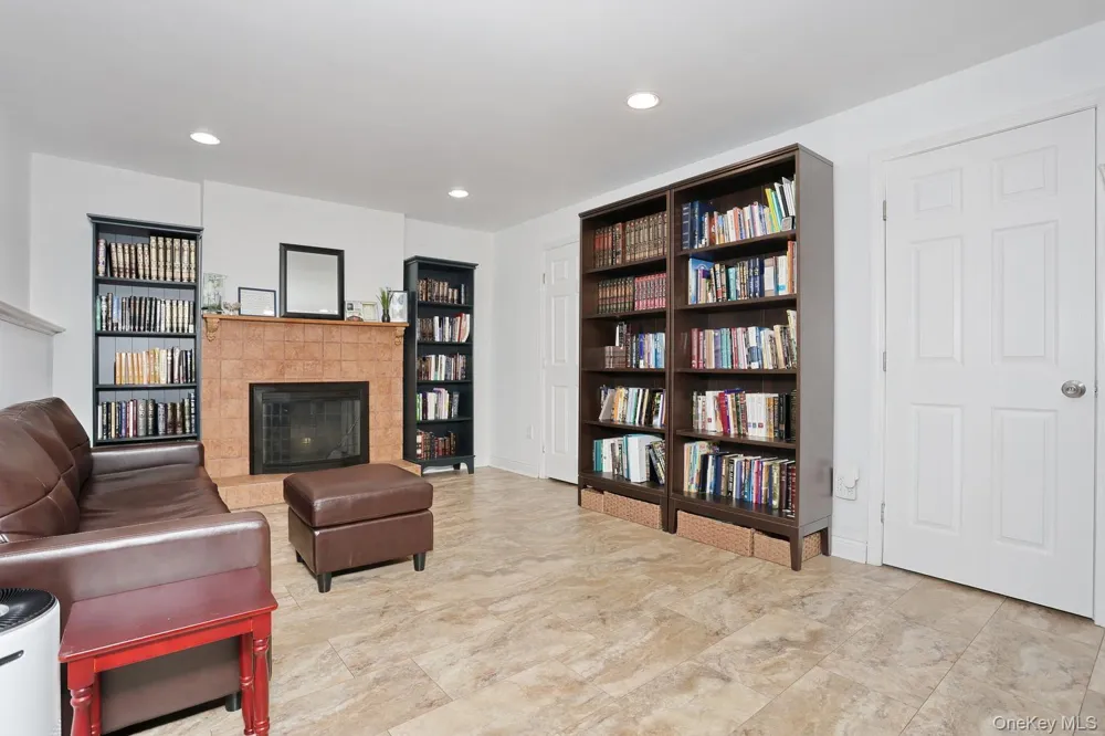 1 Potter Lane Suffern, NY 10901