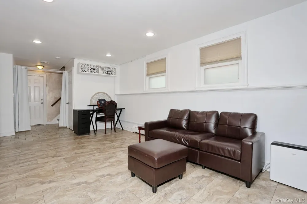 1 Potter Lane Suffern, NY 10901