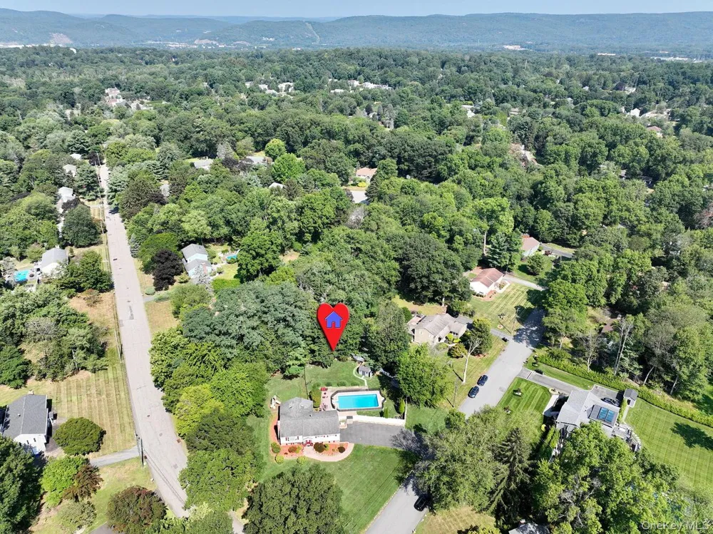 1 Potter Lane Suffern, NY 10901