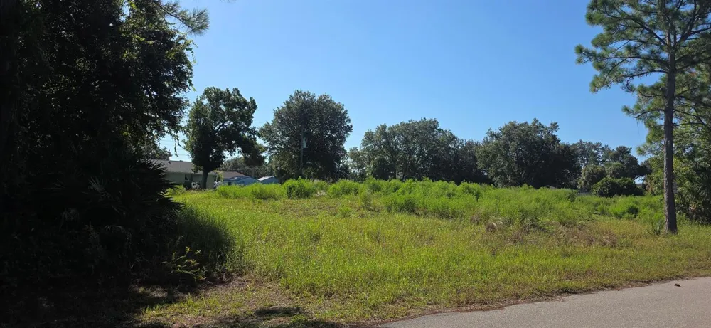 CHAMRADE ROAD North Port, FL 34288