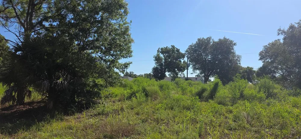 CHAMRADE ROAD North Port, FL 34288