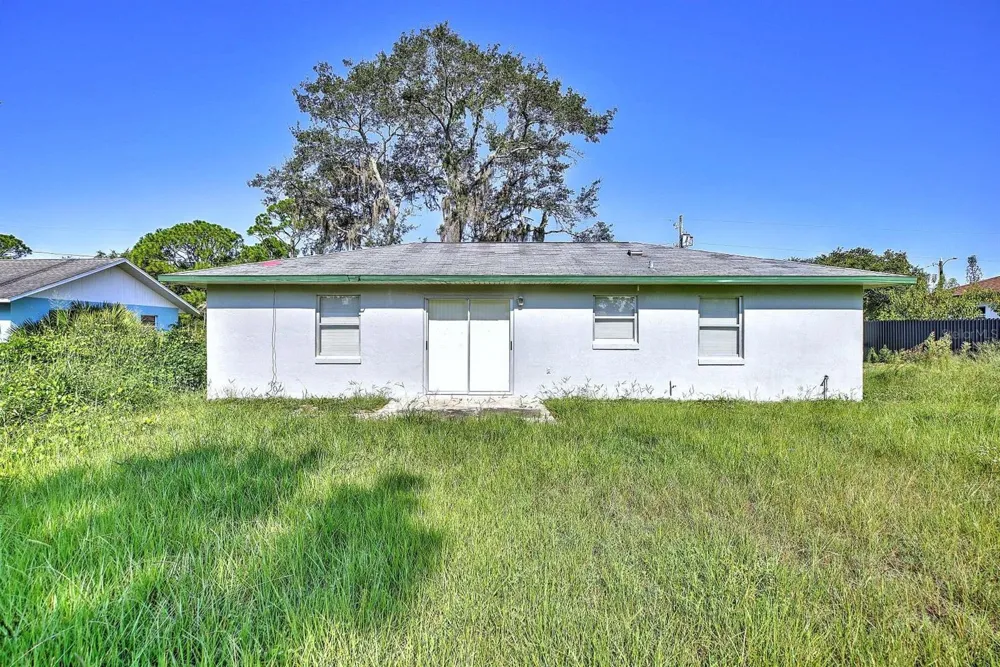 738 LEMANS DRIVE Sebring, FL 33872