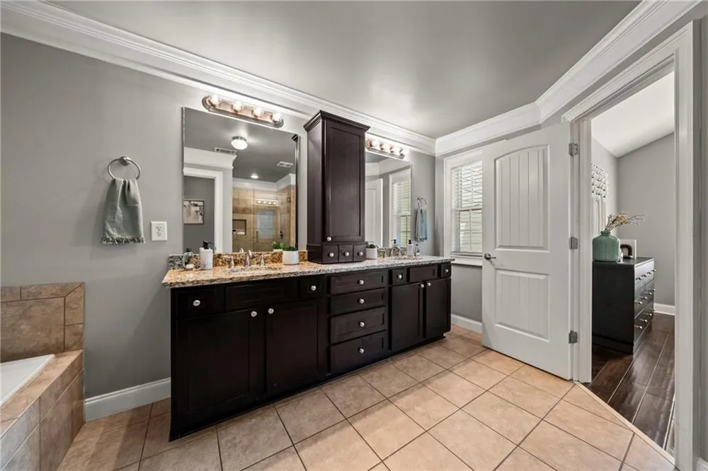 2854 Jordan Oaks Lane #8 Decatur, GA 30033