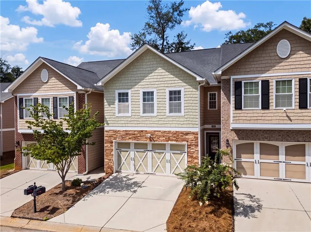 2854 Jordan Oaks Lane #8 Decatur, GA 30033