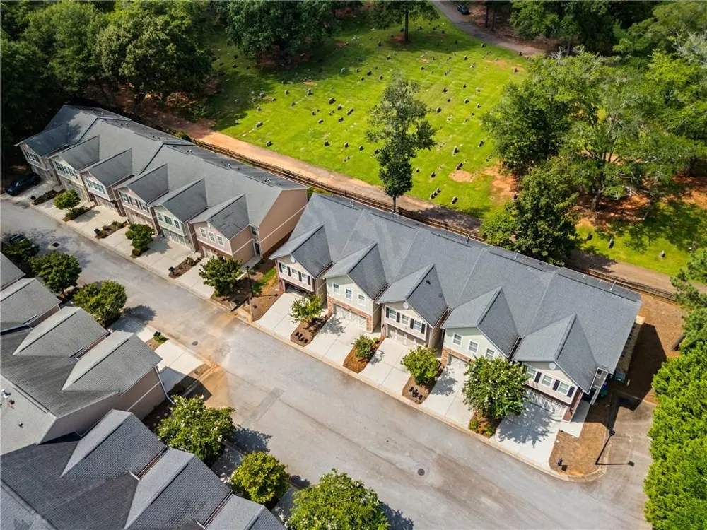 2854 Jordan Oaks Lane #8 Decatur, GA 30033